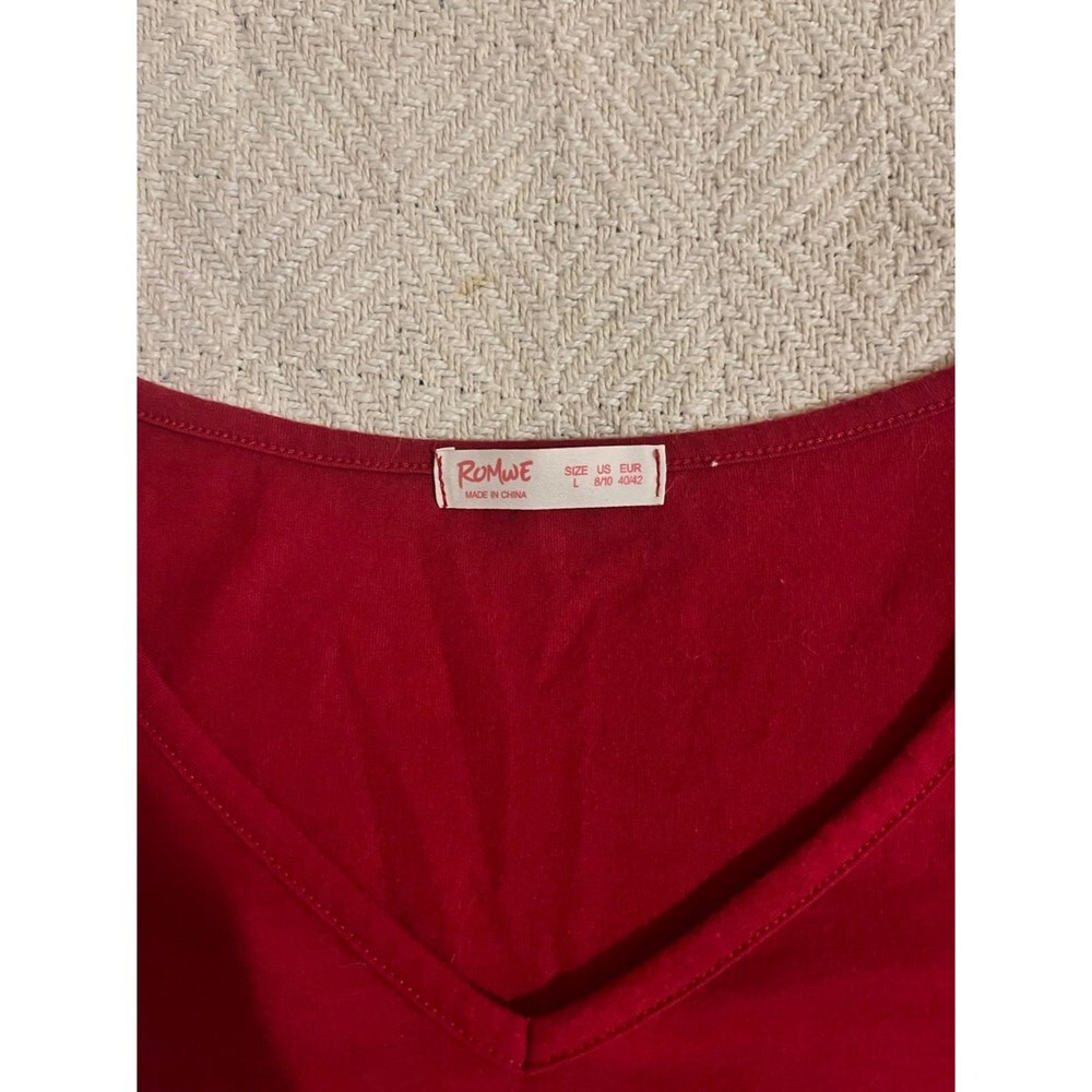 Oversized Cropped Tee - Picture 2 of 3
